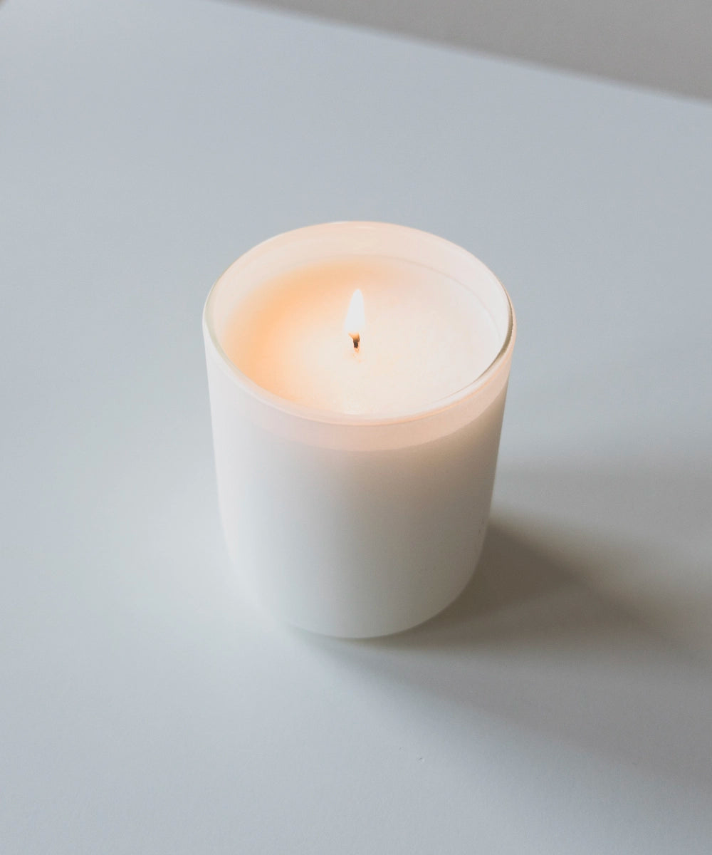 Crisp Cotton - scented candle