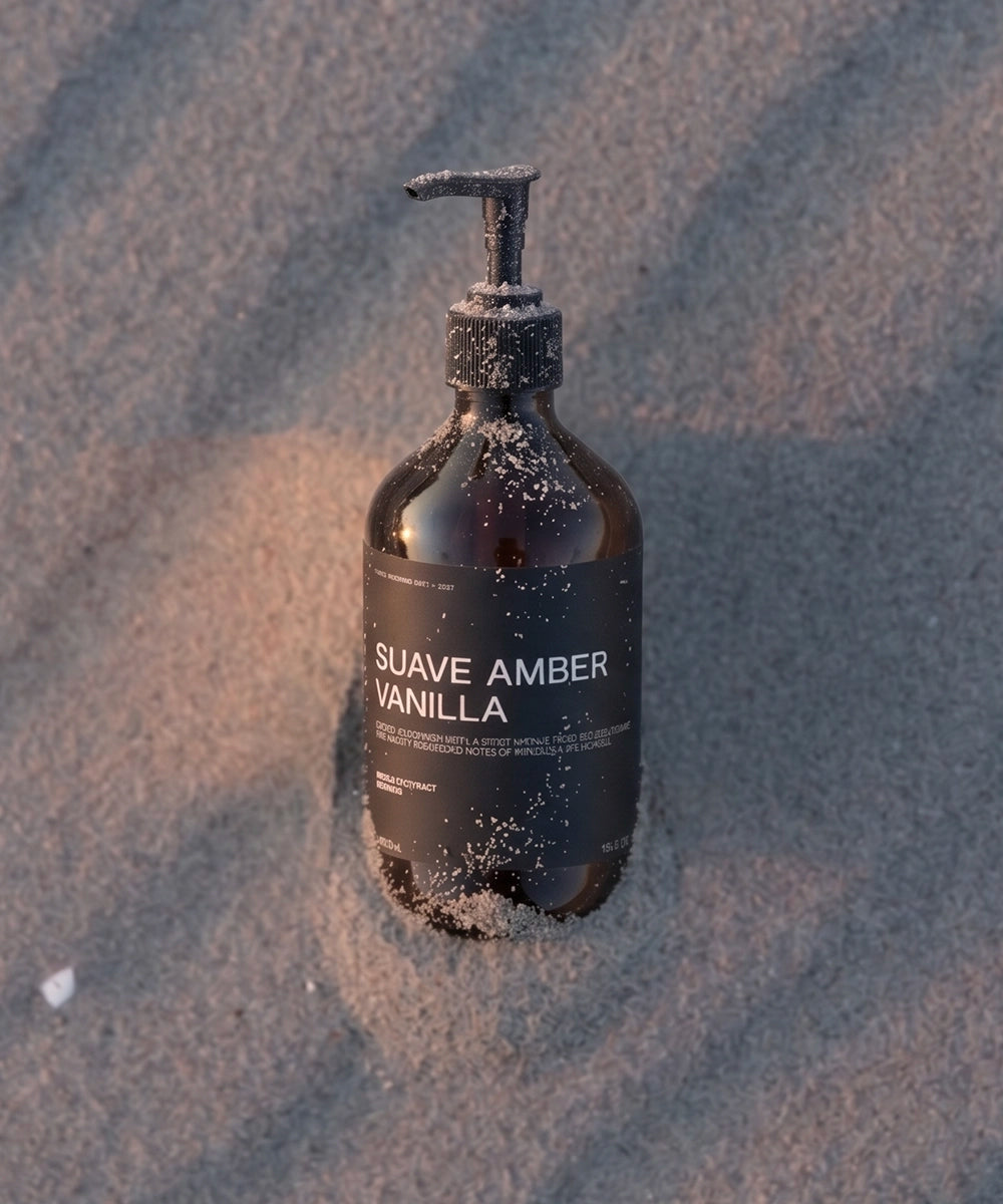hand-bodywash-suave-amber-2.webp